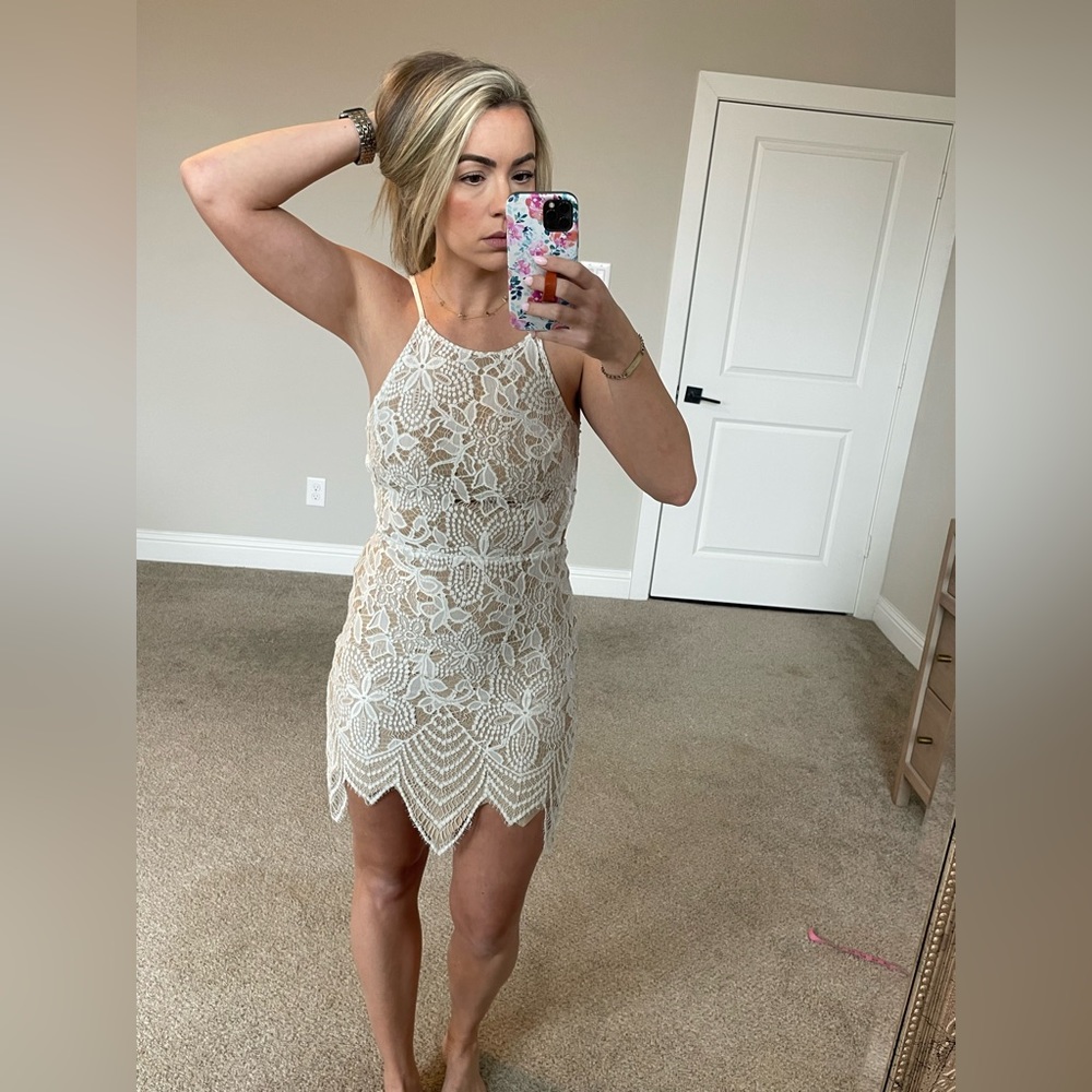 🤍🤍 White Lace Mini Dress 🤍🤍